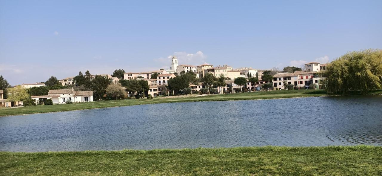Charmant T2 Climatise Avec Belle Vue , Golf De Pont-Royal Мальмор Экстерьер фото